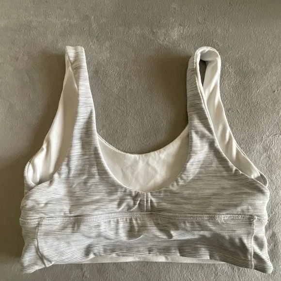 lululemon Align Reversible Bra *light Support A/B Cup - Picture 5 of 5